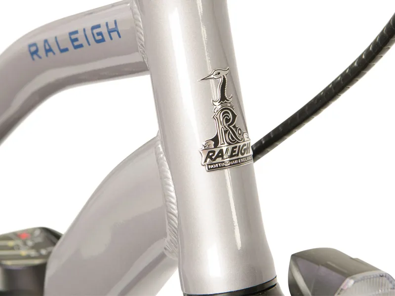 2022 Raleigh Array - Electric Hybrid Bike - Silver / Blue-2